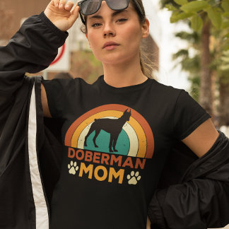 Camiseta Vintage Doberman Dog Mom Sunset