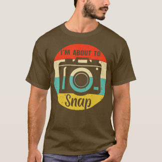 Camiseta vintage estoy a punto de ajustar la fotografía de 