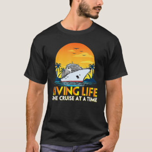 Camiseta Vintage Family Vacation Living Life One Cruise En