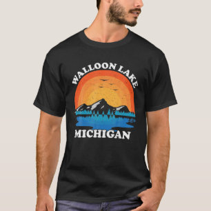 Camiseta Vintage Family Vacation Retro Magician Walloon Lak