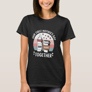 Camiseta Vintage First Mother's Day for New Mommy & Baby