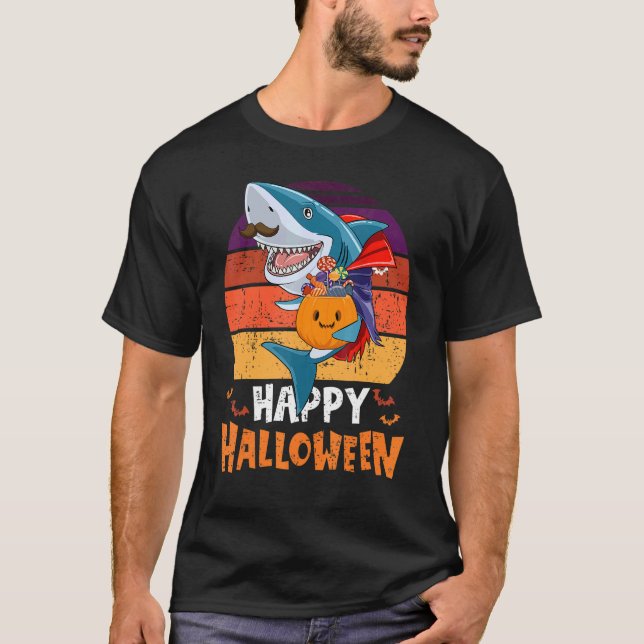 Camiseta Vintage Halloween Scary Vampiro Shark Retro Costum (Anverso)