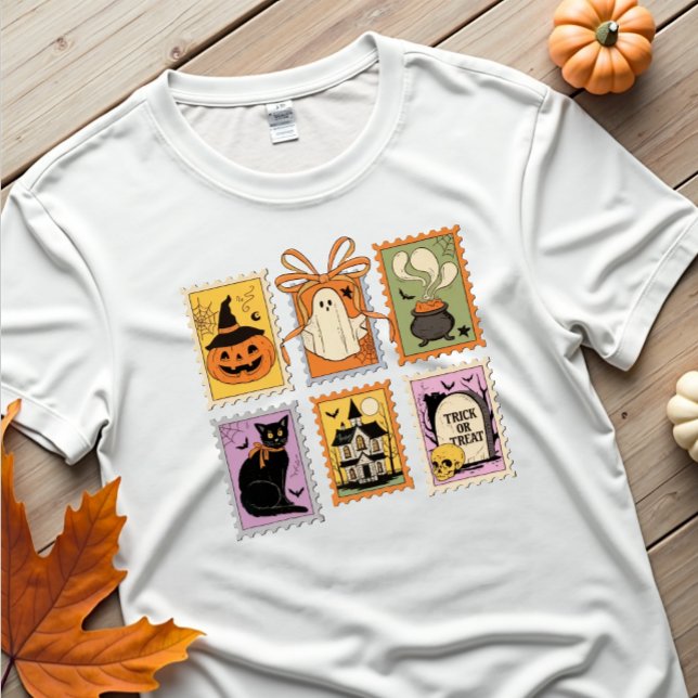 Camiseta Vintage Halloween Stamps Spooky Graphic Tee (Subido por el creador)