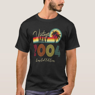 Camiseta Vintage May 2004 18th Birthday 18 Years