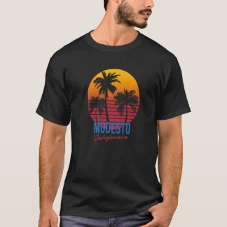 Camiseta Vintage Modesto California Palm Trees Sunset CA Re