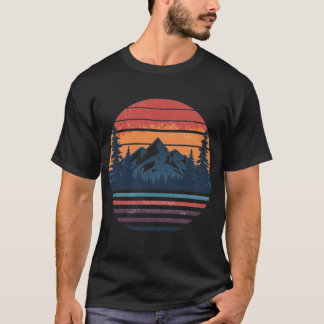 Camiseta Vintage Mountain Sunset Retro Outdoor Design