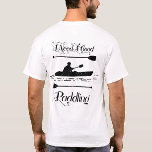 Camiseta Vintage Necesito Un Buen Kayaker De Paddling