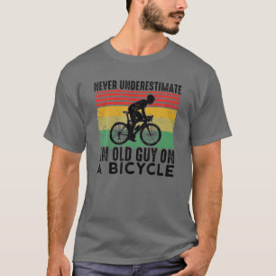 Camiseta Vintage Nunca Subestima A Un Viejo En Un Bicícl
