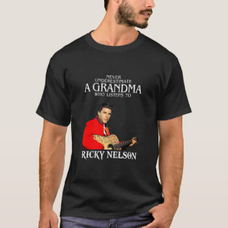 Camiseta Vintage nunca subestima a una mujer que escucha
