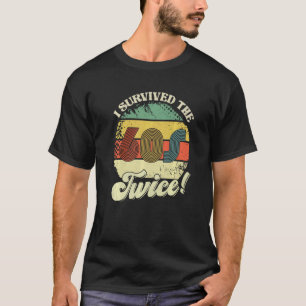 Camiseta Vintage retro sobreviví a los sesenta dos hombres