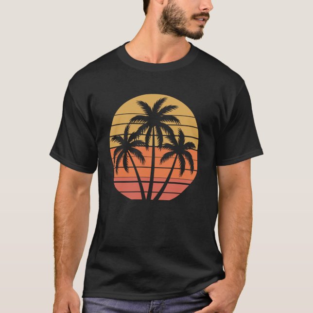 Camiseta Vintage Retro Tropical Sunset Distressed Palm Tree (Anverso)