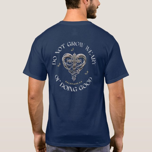 Camiseta Vintage Scripture Celtic Heart in Cross  (Reverso)
