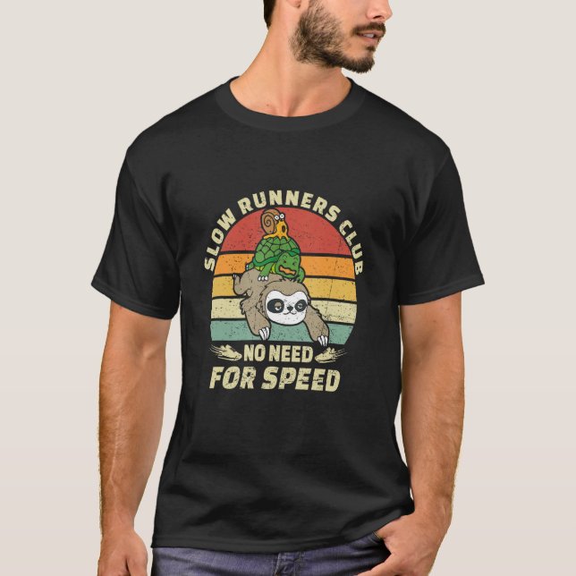 Camiseta Vintage Slow Runners Club Sloth Running Team (Anverso)