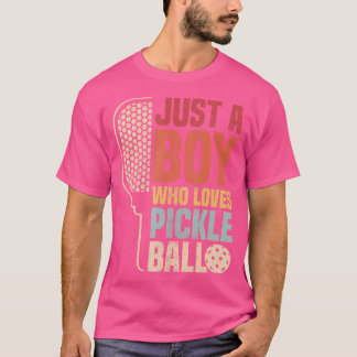 Camiseta Vintage Solo Un Niño Que Ama A Los Niños Con Balon