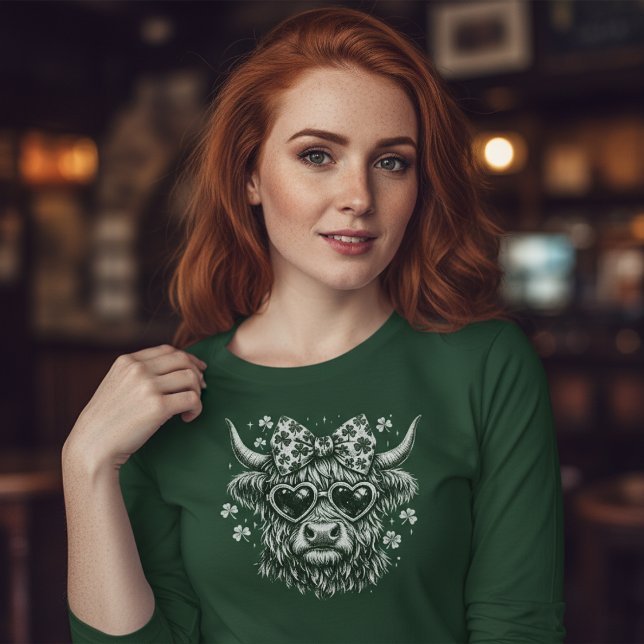 Camiseta Vintage St. Patrick's Day Highland Cow (Subido por el creador)
