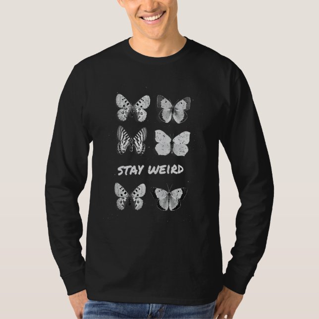 Camiseta Vintage Stay Weird Butterfly Design (Anverso)