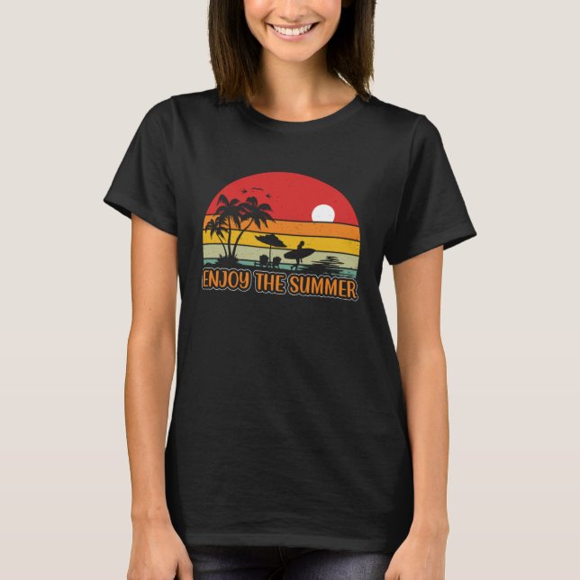Camiseta Vintage Surfer Retro Surfing Beach Summer Vacation (Anverso)