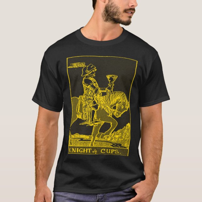 CAMISETA VINTAGE TAROT CARD CUPS KNIGHT (Anverso)
