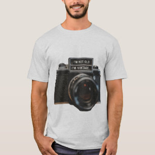 Camiseta Vintage Vibes Tee: 'No soy viejo, soy vintage