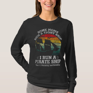 Camiseta Vintage Yo Dirijo Un Barco Pirata Mi Familia Papá