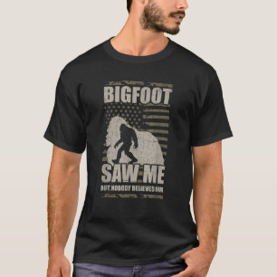 Camiseta Vio De Pie Grande Pero Nadie Le Cree Curiosamente 