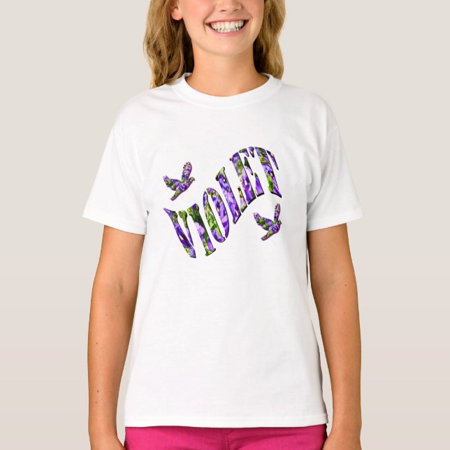 Camiseta Violeta, Nombre De Chicas Hecho Con Pansias Morada (Anverso)