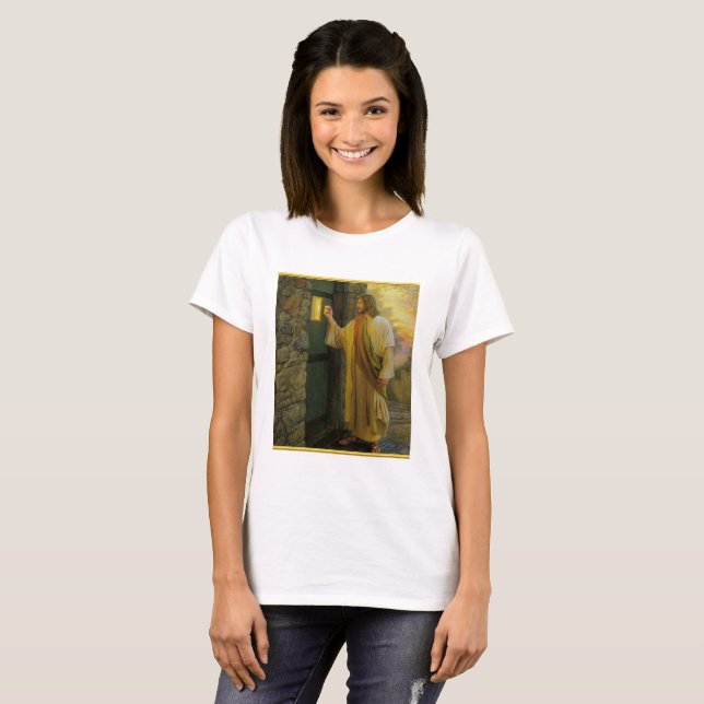 Camiseta Visita al amanecer Jesús tocando una puerta rústic (Anverso completo)