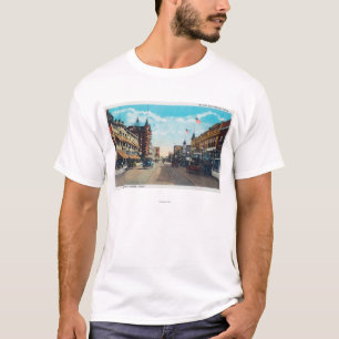 Camiseta Vista de la calle principal con los coches de Ford