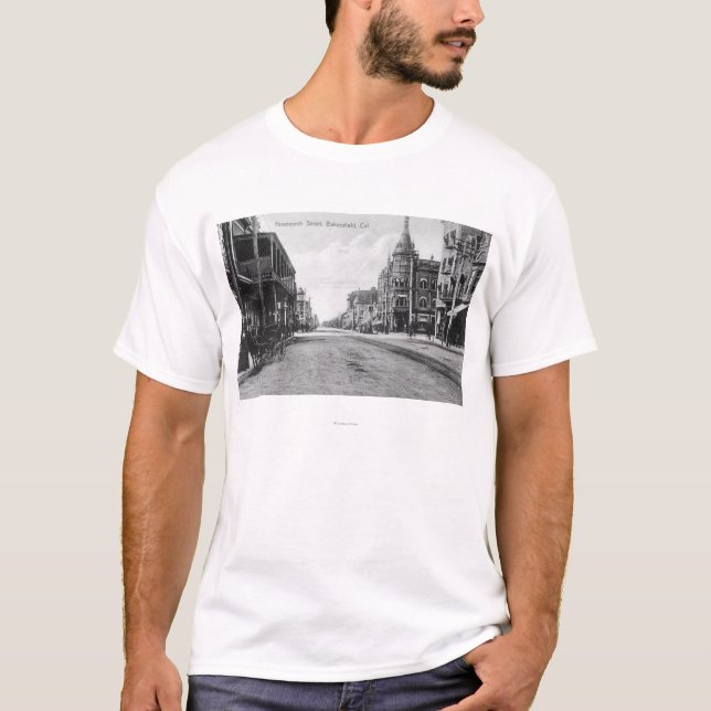 Camiseta Vista de la diecinueveavo calle # de 2Bakersfield, (Anverso)