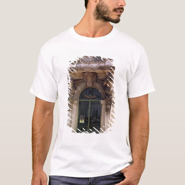 Camiseta Vista de la entrada del museo (Anverso)