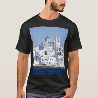 Camiseta Vista de la isla de Naoussa Village Paros