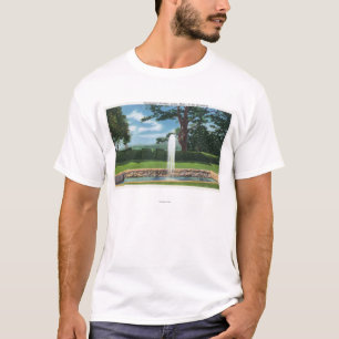 Camiseta Vista de los jardines y de la fuente de Tanglewood