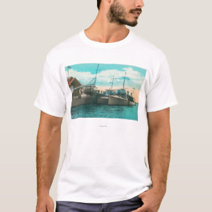 Camiseta Vista de tres destructores del barco de torpedo en