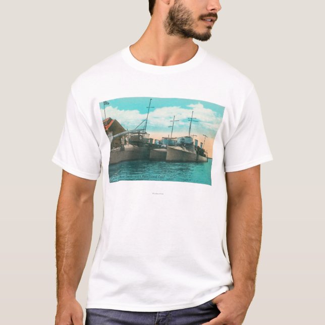 Camiseta Vista de tres destructores del barco de torpedo en (Anverso)