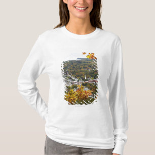 Camiseta Vista del estado de las colinas de Camden a través