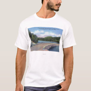 Camiseta Vista del viaducto de la cala de la nutria,
