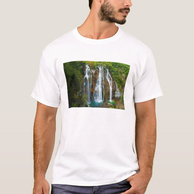 Camiseta Vista elevada de cascada, Croacia (Anverso)