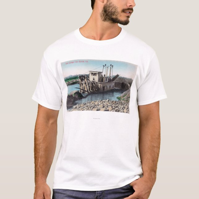 Camiseta Vista exterior de un oro DredgerOroville, CA (Anverso)