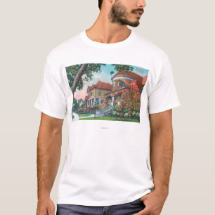 Camiseta Vista exterior de una residencia típica