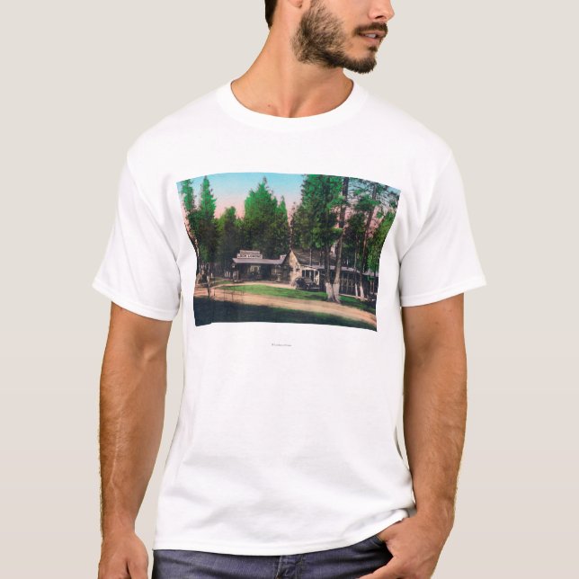 Camiseta Vista exterior del centro turístico de Loch Lomond (Anverso)