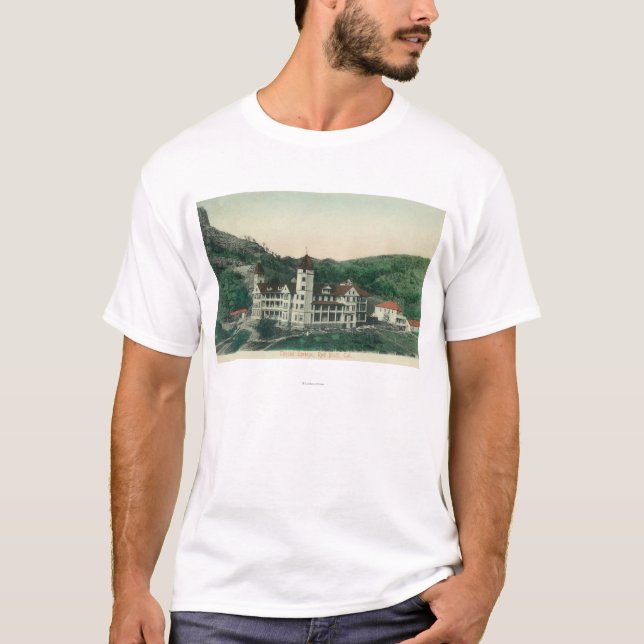 Camiseta Vista exterior del pen¢asco toscano de SpringsRed, (Anverso)