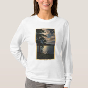 Camiseta Vista iluminada por la luna del lago
