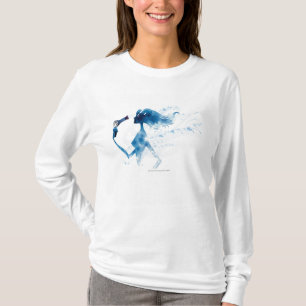 Camiseta Vista lateral de la mujer que hace el brushing el