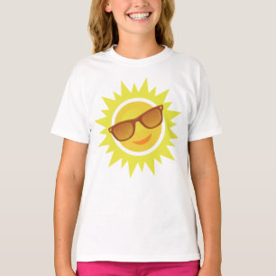 Camiseta Viste de sol con gafas de sol