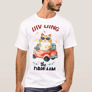 Camiseta Viviendo el sueño: Gato Chubby en un auto pequeño