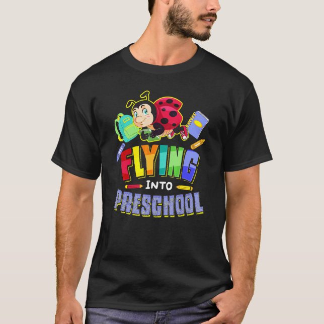 Camiseta Volar en la ladybug de preescolar de vuelta a la e (Anverso)