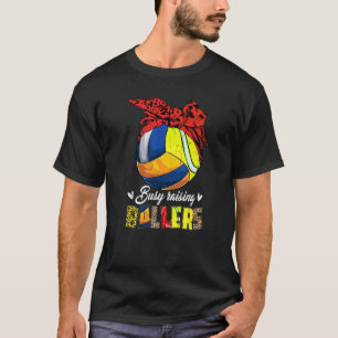 Camiseta Volleyball Mom Tennis Mom Busy Raising Ballers For