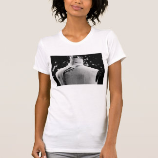 Camiseta volver a la moda al exterior