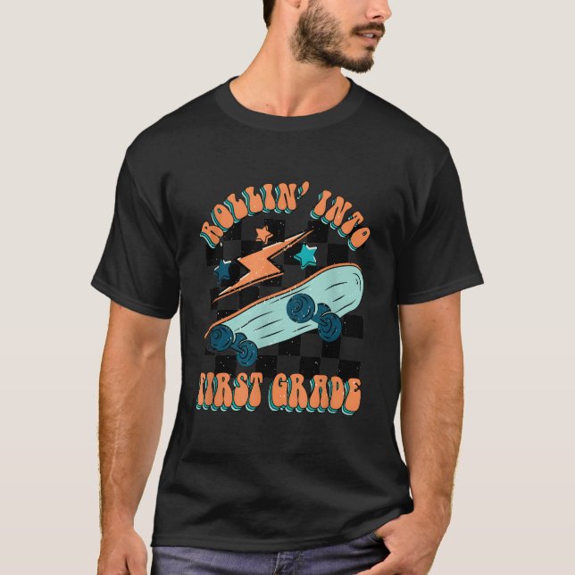 Camiseta Volver Al Primer Grado A La Escuela De Skateboard  (Anverso)