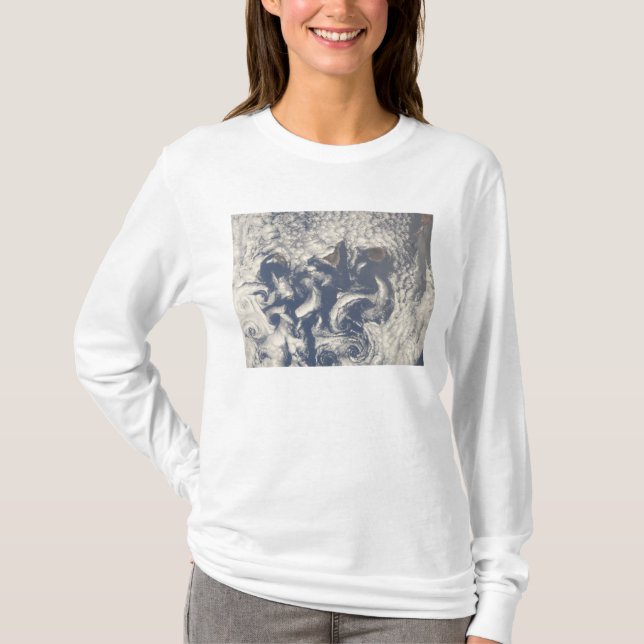 Camiseta Vórtices nubosos en la zona de la isla canaria (Anverso)